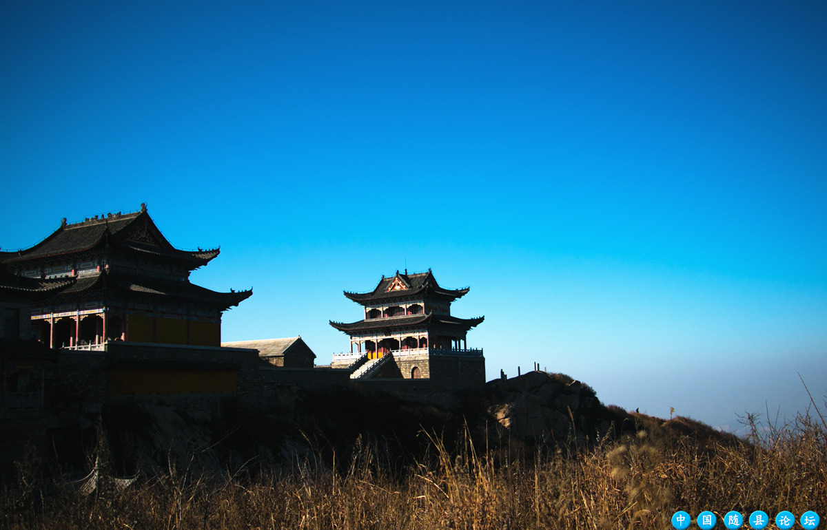 周末蹬临桐柏山 览太白顶自然风光周末登山体验