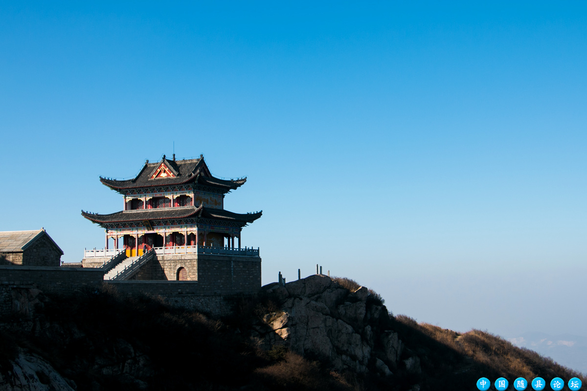 周末蹬临桐柏山 览太白顶自然风光周末登山体验