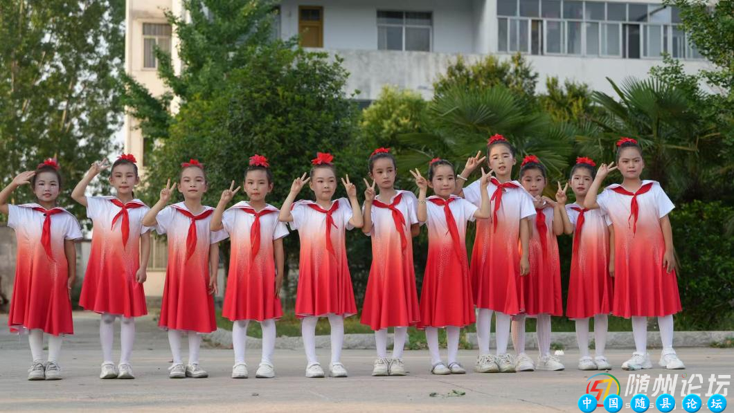 随县万和镇义阳小学：多彩童年绽芳华 六一欢歌满校园六一文艺汇演,传统文化表演