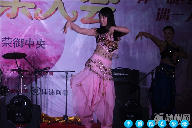 2015万人招亲大会现场花絮之夜场晚会篇万人招亲大会,花絮,晚会,求婚环节,瑜伽老师