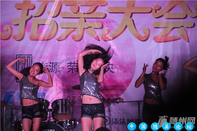 2015万人招亲大会现场花絮之夜场晚会篇万人招亲大会,花絮,晚会,求婚环节,瑜伽老师