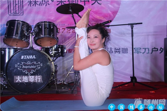 2015万人招亲大会现场花絮之夜场晚会篇万人招亲大会,花絮,晚会,求婚环节,瑜伽老师