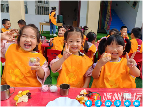 三里岗镇中心幼儿园中秋节主题活动