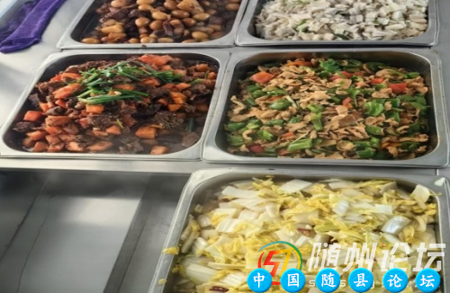 家校协同护“食”安 优化环境助成长——府河初级中学食堂家长开放日筑牢教育营商环境民生根基校园饮食安全,学校食堂管理,家校合作