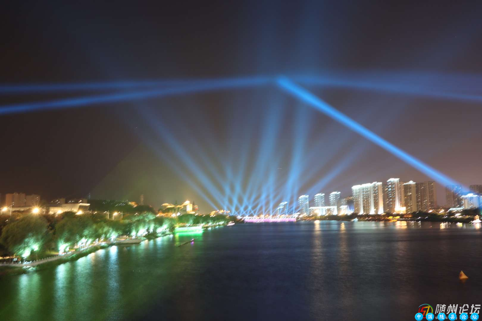 白云湖的夜色白云湖夜色,白云湖夜景,随县白云湖,白云湖旅游
