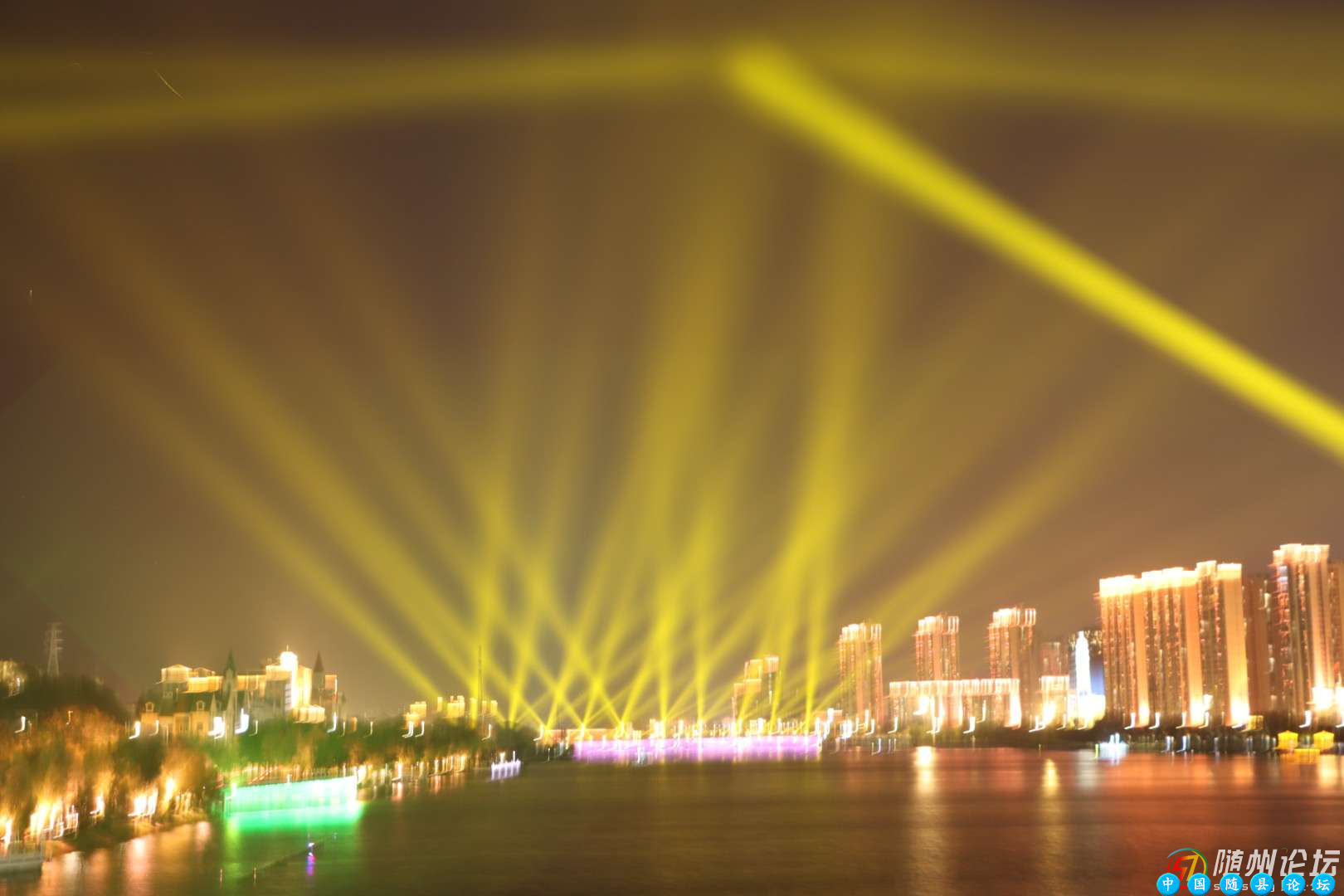 白云湖的夜色白云湖夜色,白云湖夜景,随县白云湖,白云湖旅游