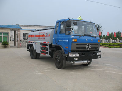 程力威牌CLW5122GHYT3型化工液体运输车